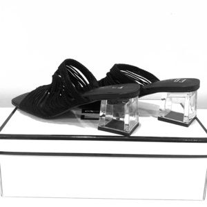 -E8 by MIISTA summer sandals.